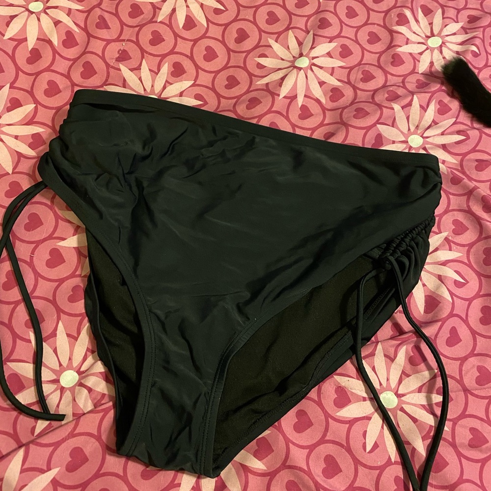 Bikini bottoms